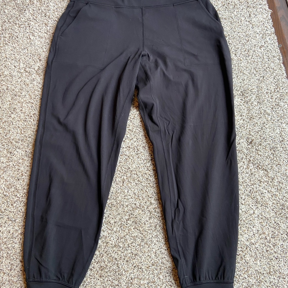 Lululemon Athletica align high rise joggers
